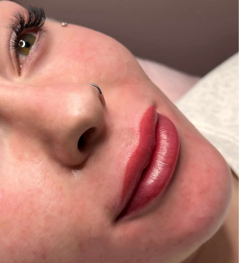 lip blush tattoo