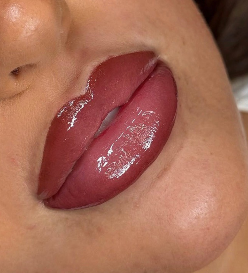 Ombre Lips Tattoo